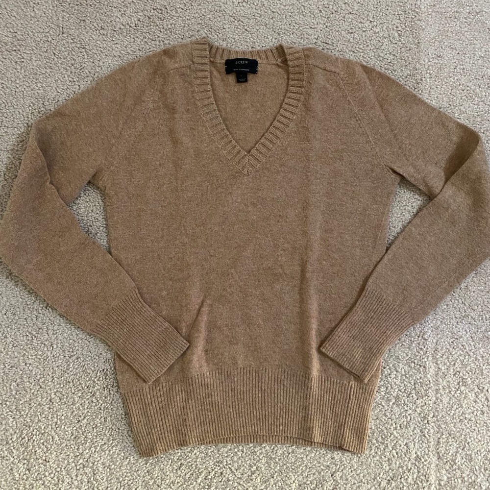 Soft classy Vneck sweater